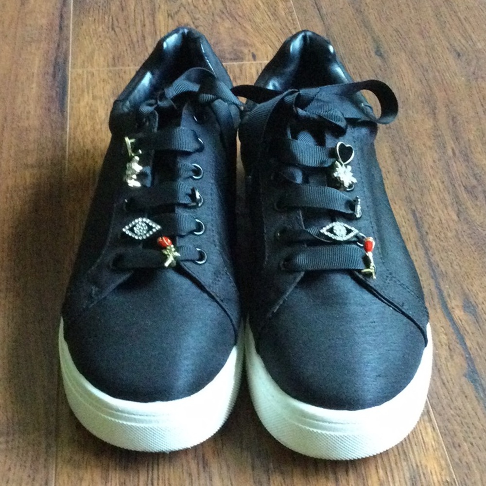 Final sale ❗️just reduced NWT Sam Edelman circa black sneakers size 8 1/2